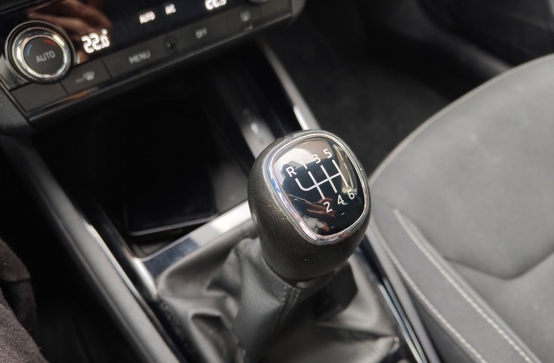 Škoda Scala 1.5 TSI Sport - foto 5