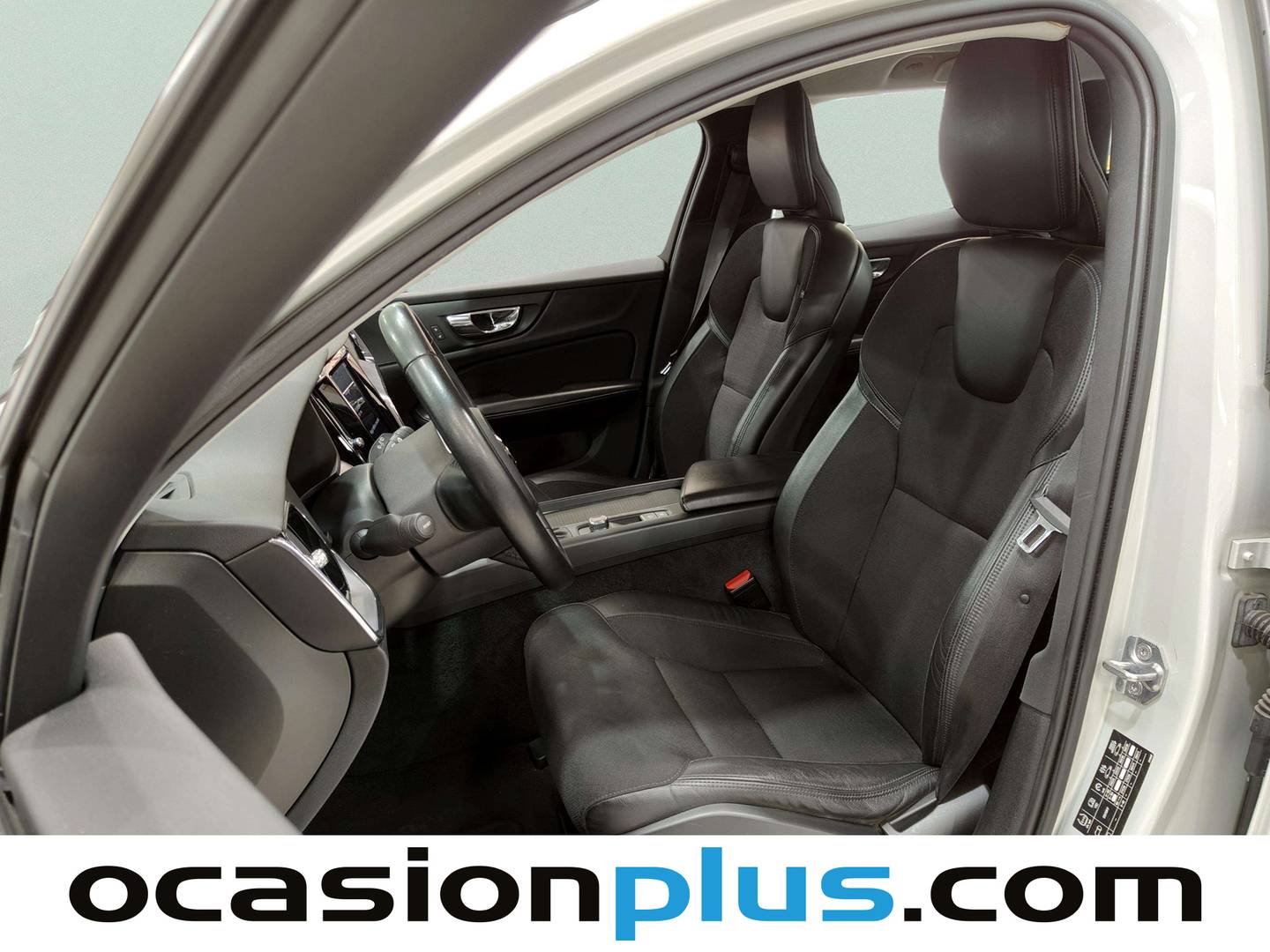 Foto asientos delanteros Volvo V60 Volvo V60 D4 Momentum Auto (190 CV)