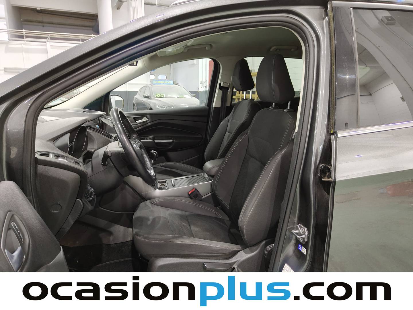 Foto asientos delanteros Ford Kuga Ford Kuga 1.5 TDCI S&S Trend+ 4x2 (120 CV)