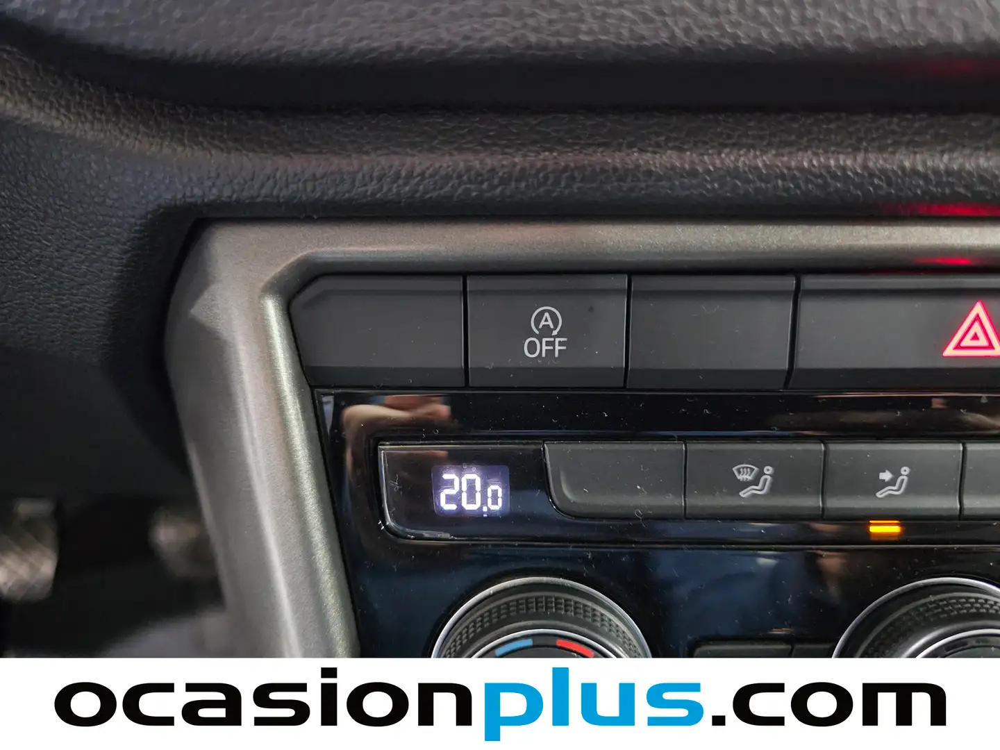 Foto Volkswagen T-Roc Volkswagen T-Roc Advance R-Line 1.0 TSI (110 CV)