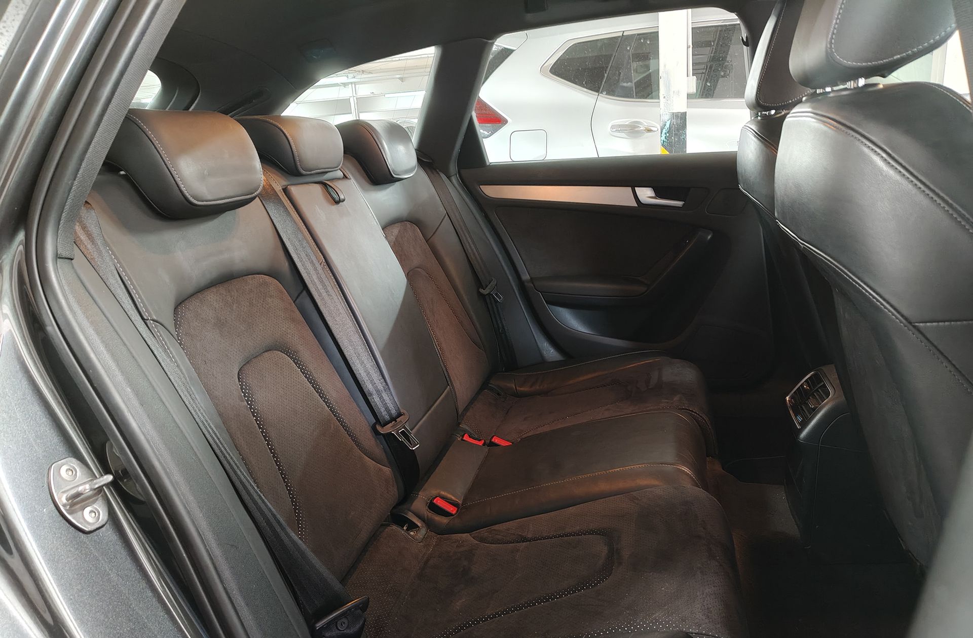 Audi A4 Avant Avant S line 2.0 TDI clean diesel multitronic - foto 15