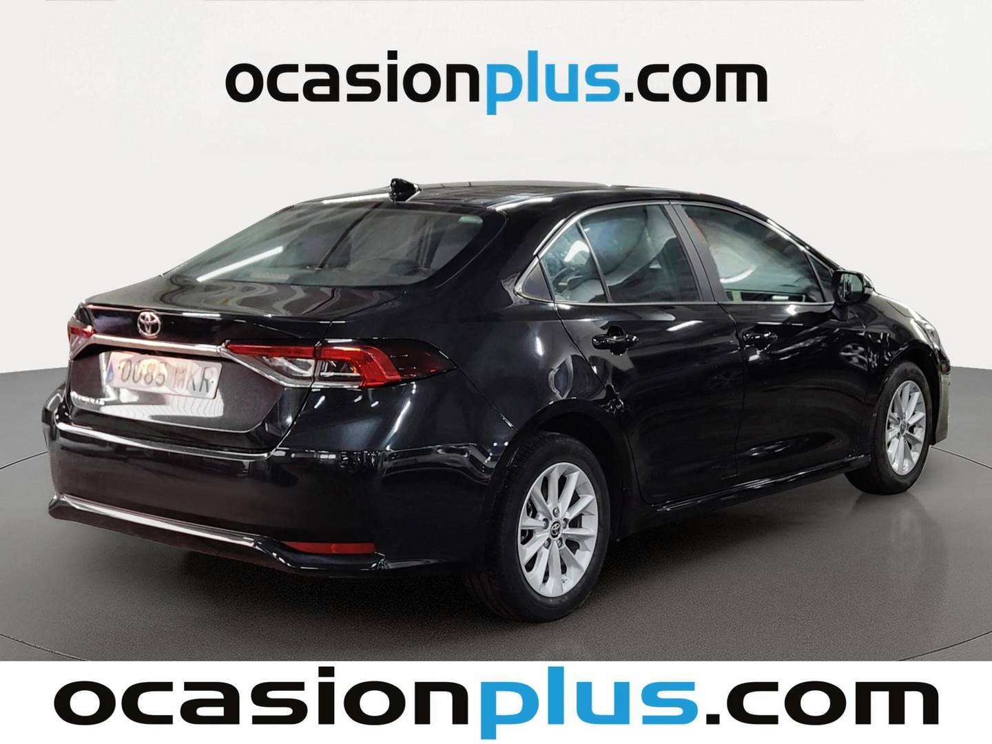 Foto trasera Toyota Corolla Toyota Corolla 1.5 125 Active Plus Sedan  (125 Cv) derecha