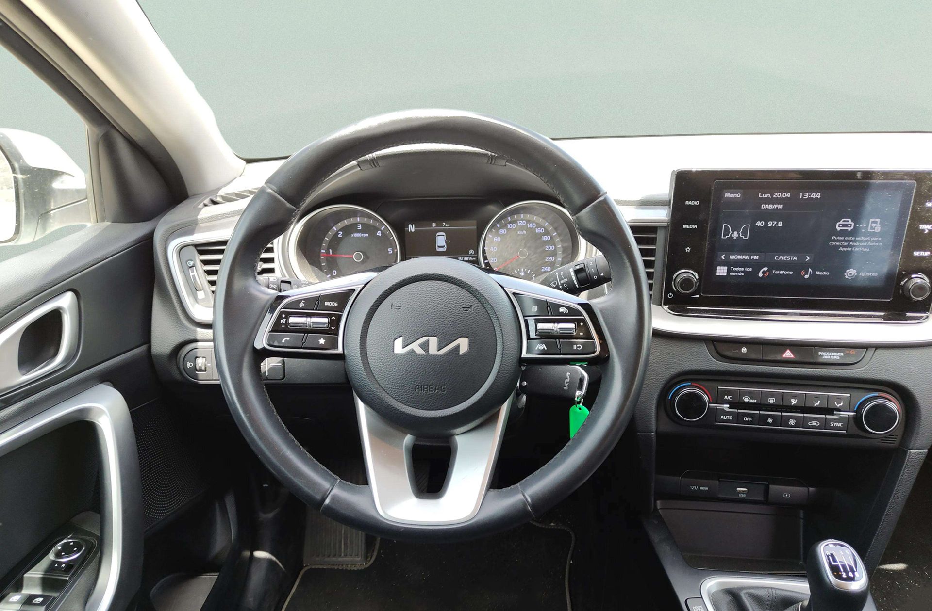 Kia Ceed 1.6 MHEV iMT Drive - foto 21