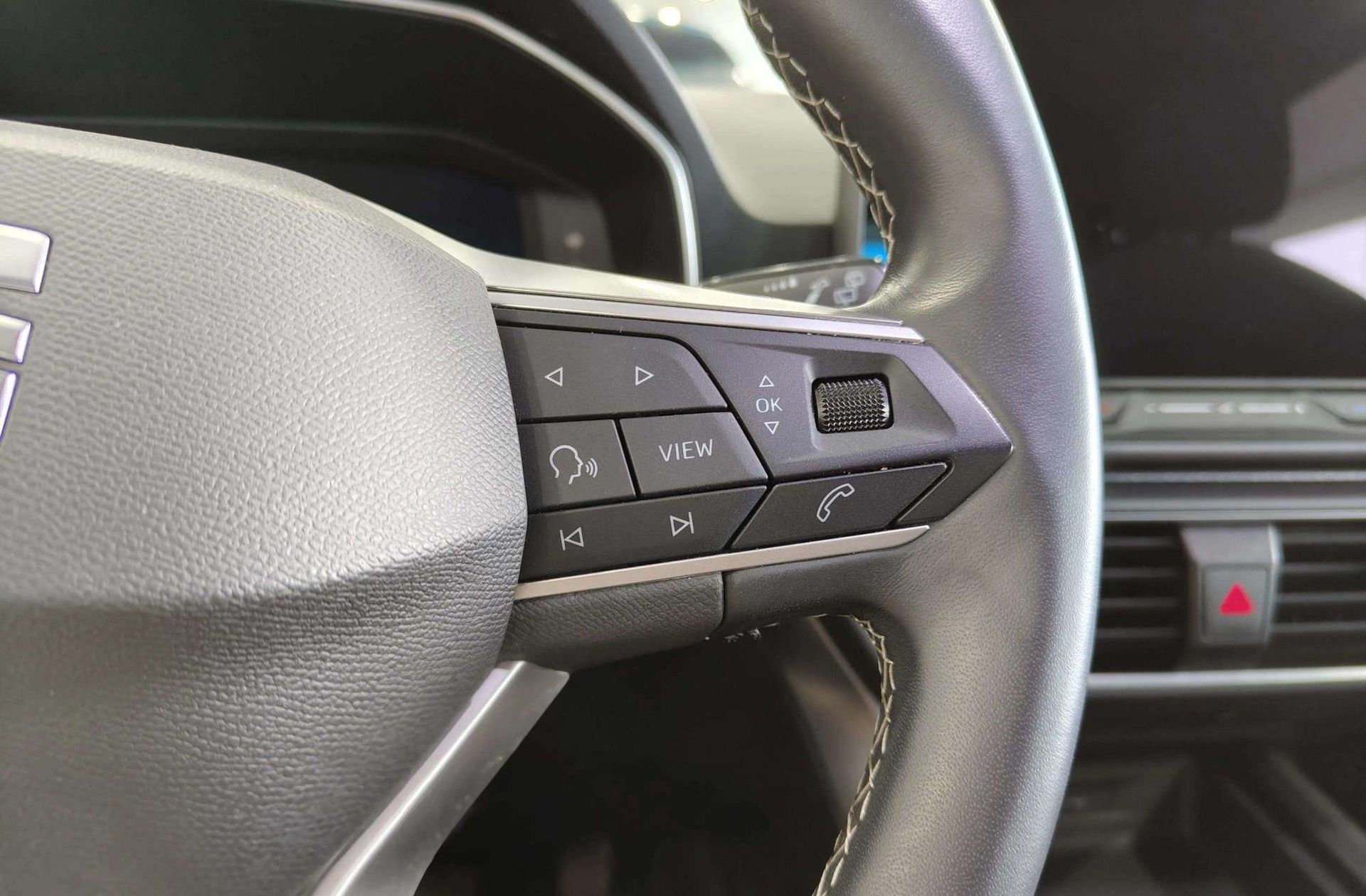 SEAT León 1.5 TSI Style 25 Aniversario - foto 29