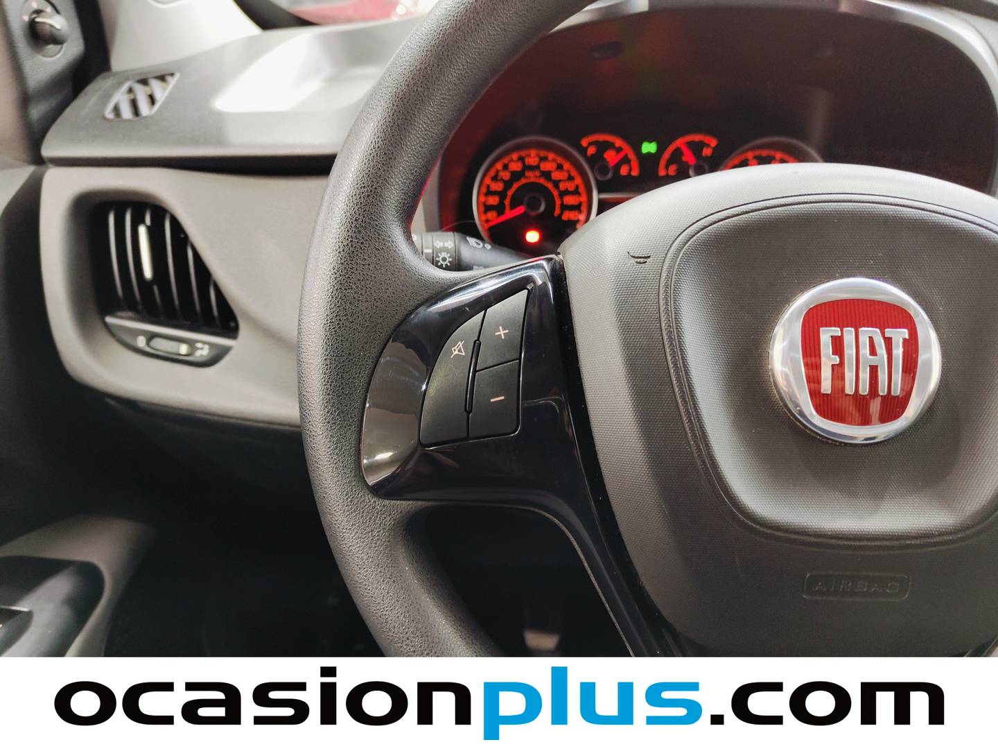 Foto Fiat Doblò Panorama Fiat Dobló Panorama 1.4 T-Jet Easy (120 CV)