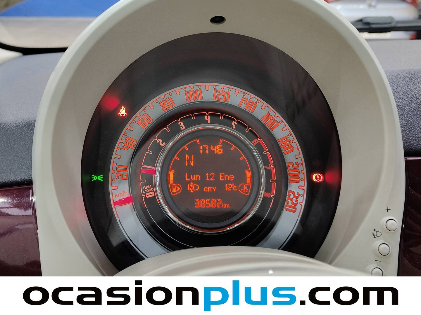 Foto Fiat 500 Fiat 500 1.2 8v Lounge (69 CV)