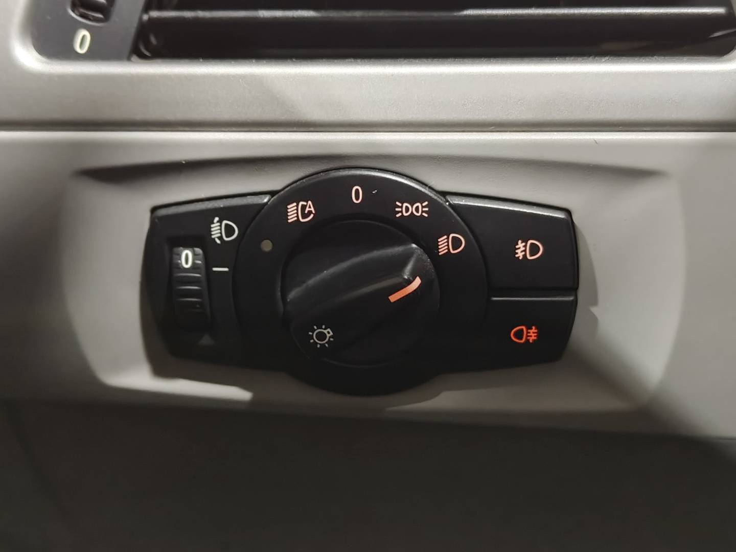 Foto BMW Serie 3 BMW Serie 3 320i Touring (170 CV)