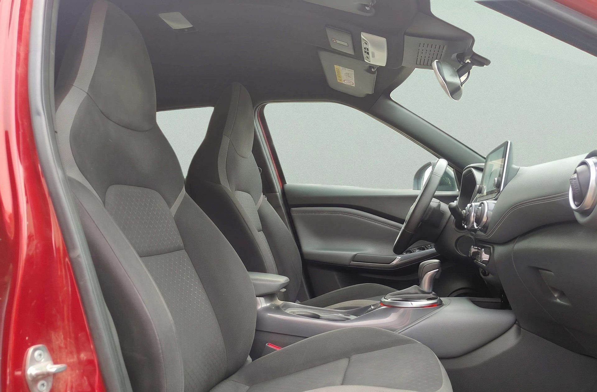 Nissan Juke DIG-T N-Connecta 4x2 DCT - foto 18