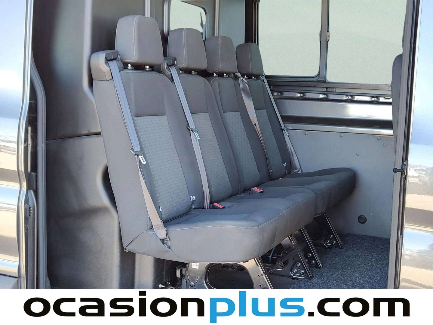 Foto asientos traseros Ford Transit Ford Transit Furgon 350 DC L3H2 Trend FWD (130 CV) 7 Plazas