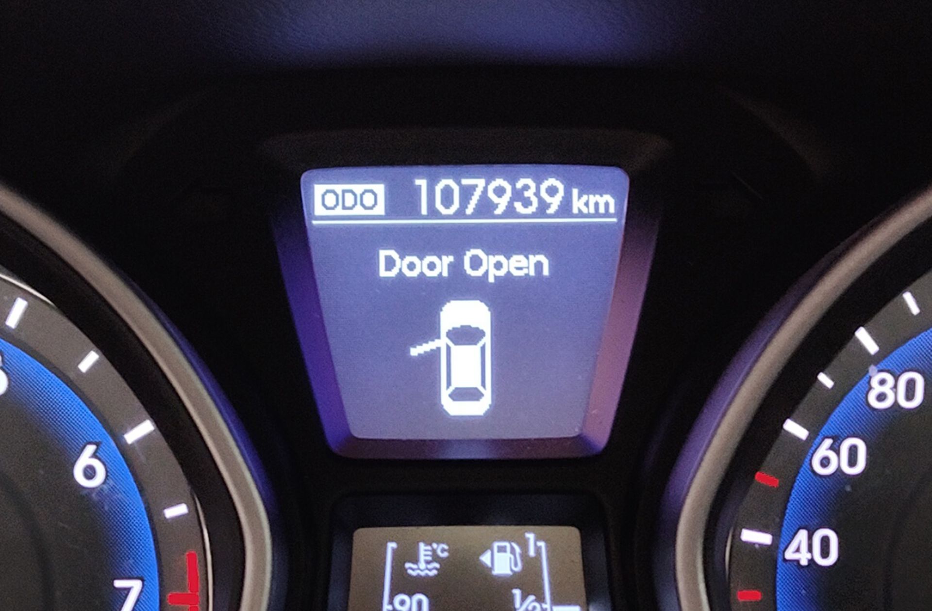 Hyundai i30 1.6 GDi BlueDrive Tecno - foto 7