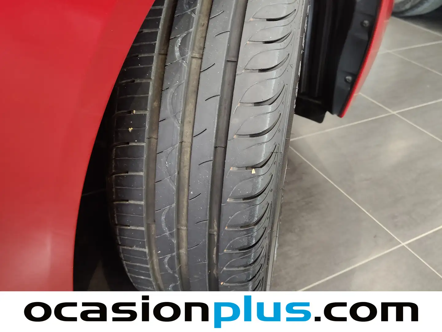 Foto Peugeot 208 Peugeot 208 PureTech 100 Allure (100 CV)