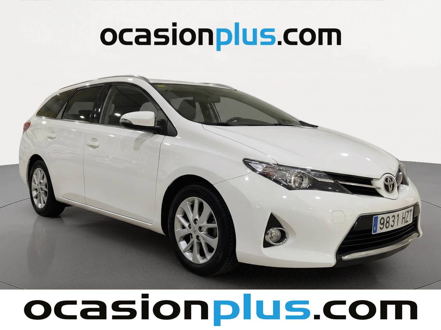 Foto delantera Toyota Auris Toyota Auris 130 Touring Sports Active (132 CV) derecha
