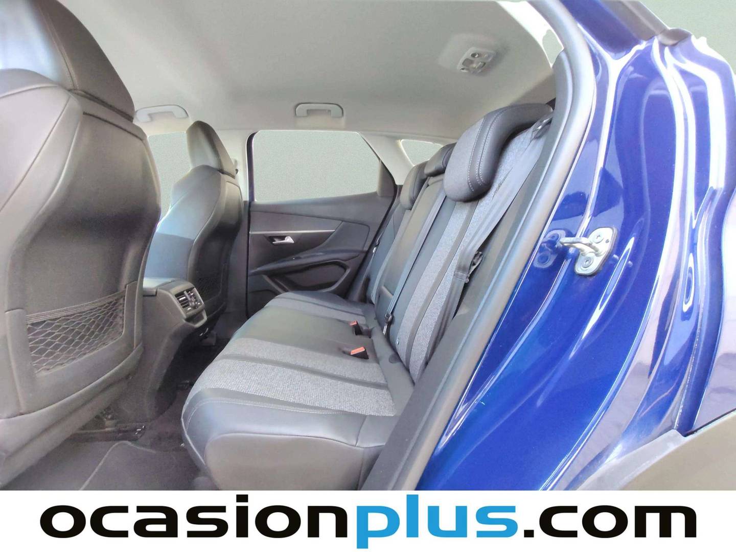 Foto asientos traseros Peugeot 3008 Peugeot 3008 BlueHDI 130 S&S Allure EAT8 (130 CV)