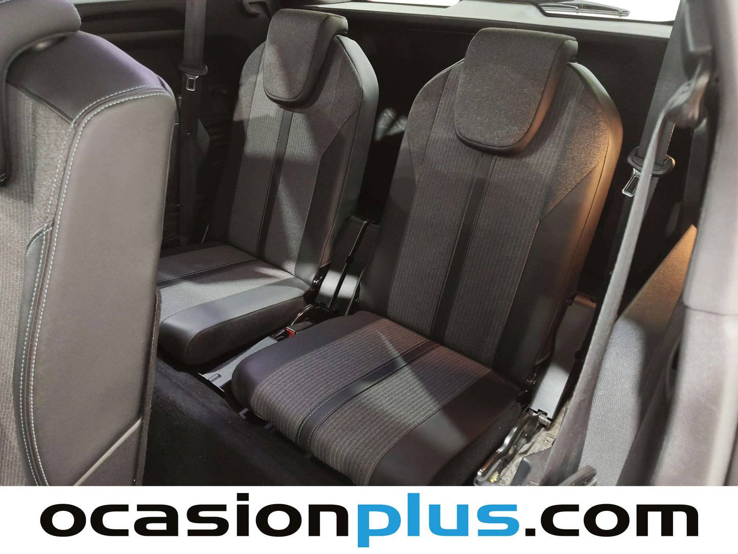Extras y acabados del Peugeot 5008 Peugeot 5008 PureTech 130 S&S Allure Pack (130 CV)
