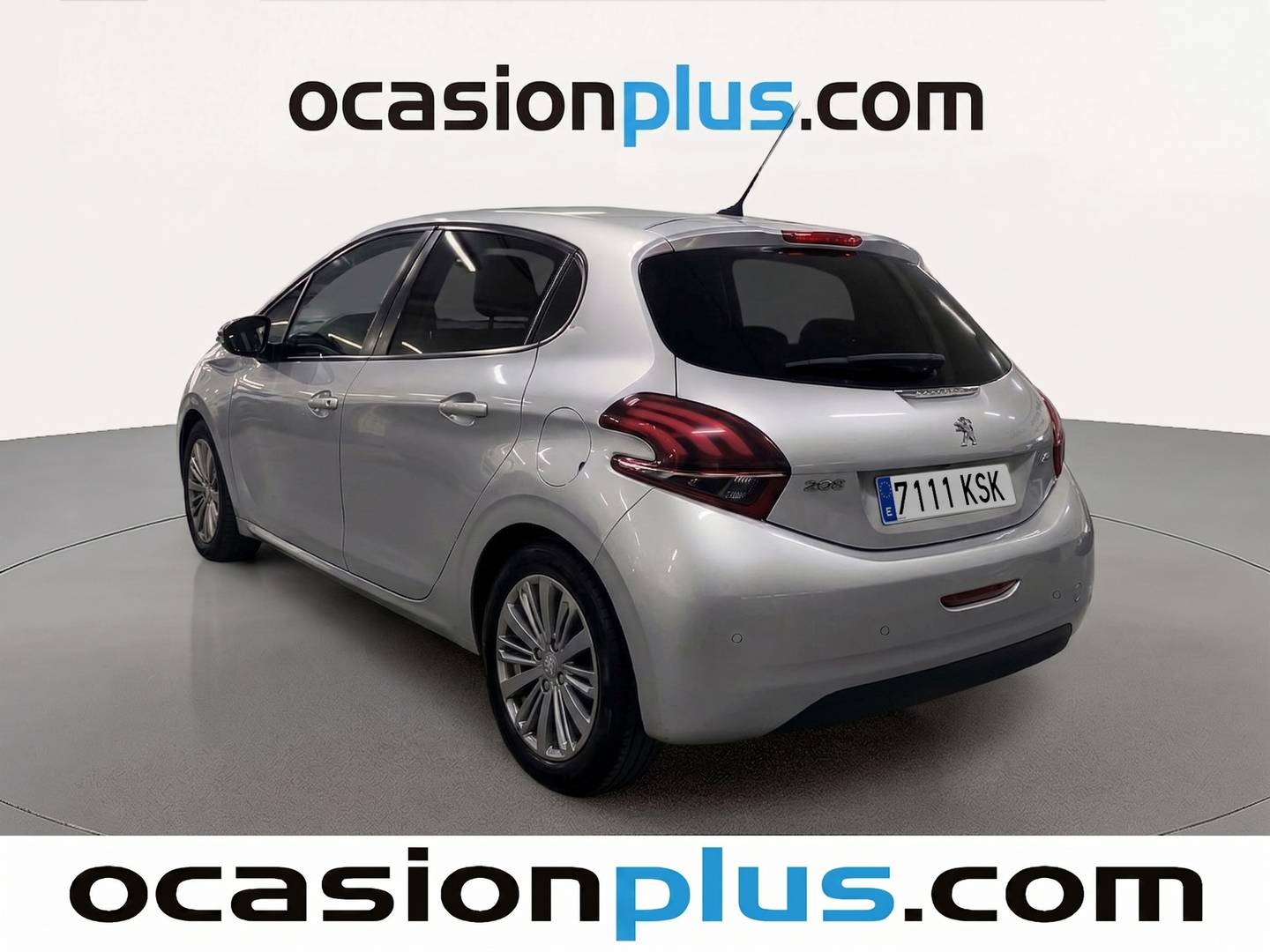 Foto delantera Peugeot 208 Peugeot 208 PureTech Signature (82 CV) derecha