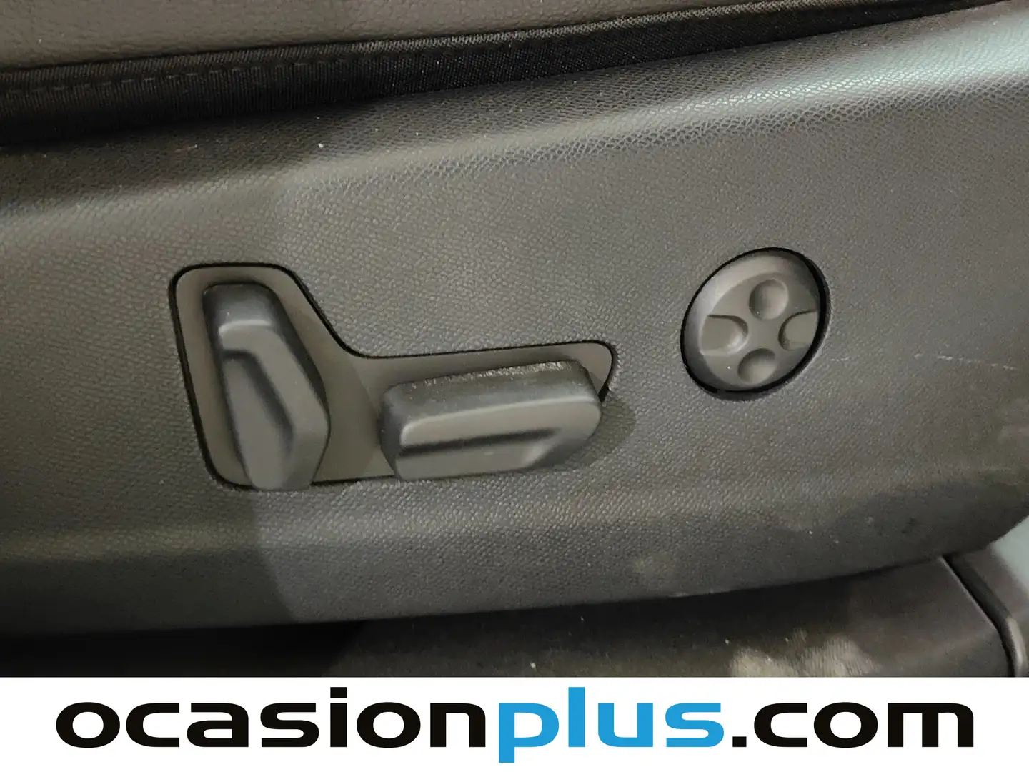 Foto DS DS 7 Crossback DS DS7 Crossback BlueHDi 180 Grand Chic Auto  (180 CV)