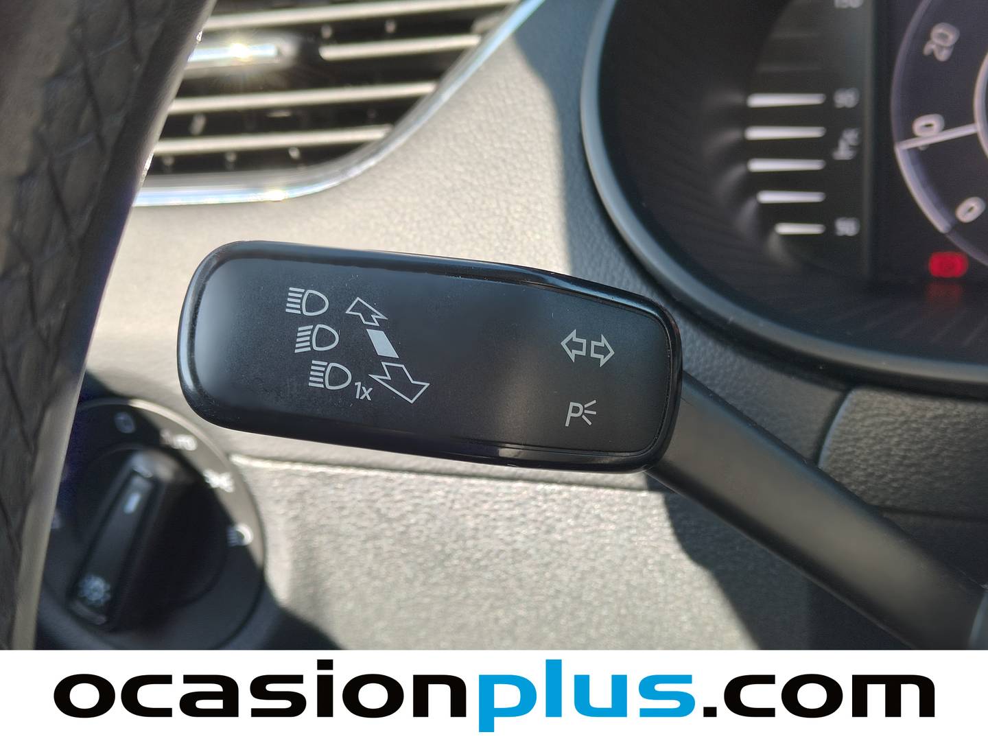 Skoda Octavia Skoda Octavia Combi 1.5 TSI Ambition DSG (150 CV) seminuevo