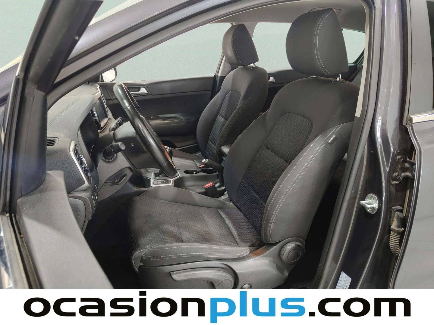 Foto asientos delanteros KIA Sportage KIA Sportage 1.6 GDi x-Tech17 4x2 (132 CV)