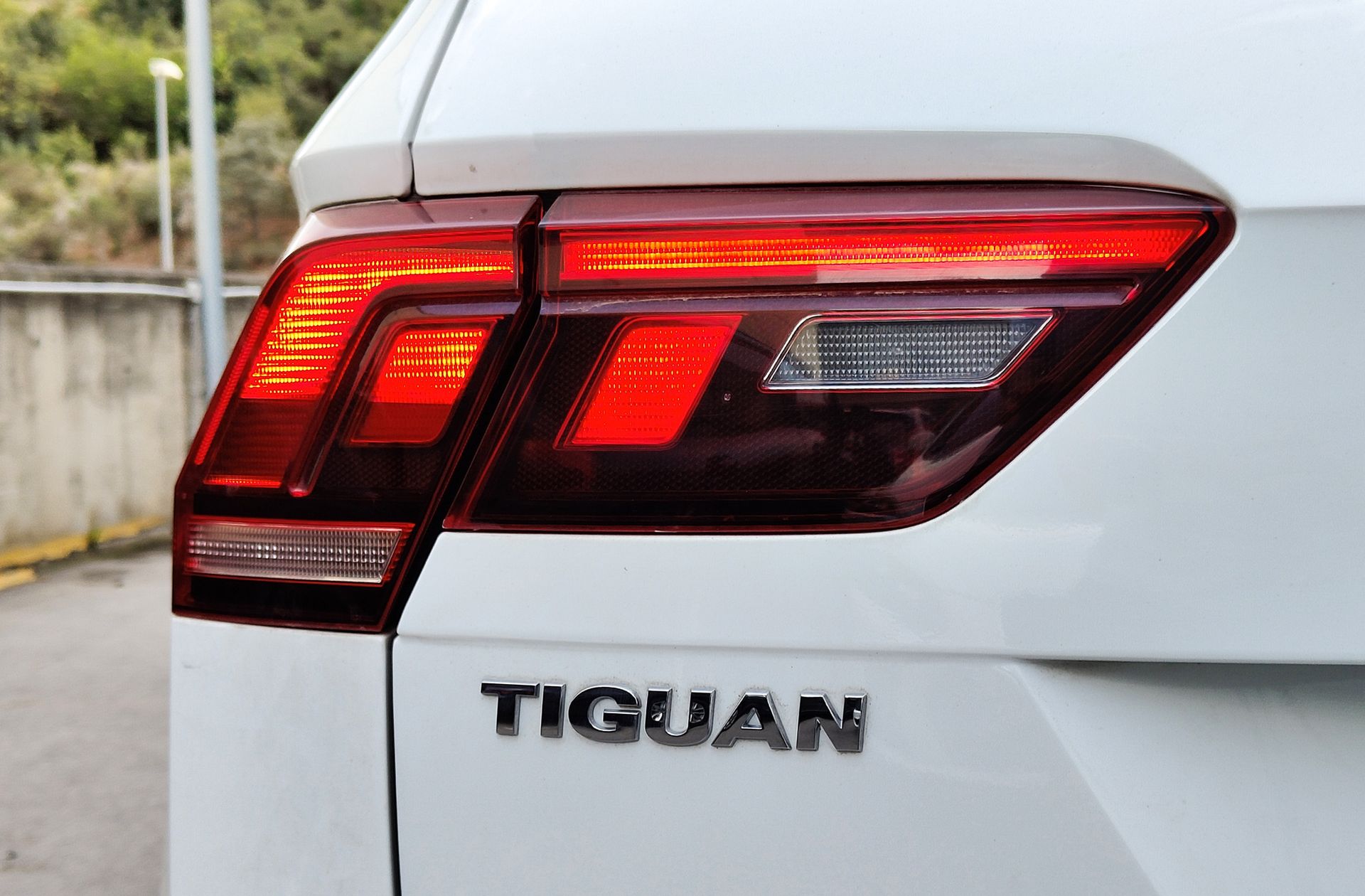 Volkswagen Tiguan Edition 2.0 TDI BMT - foto 16