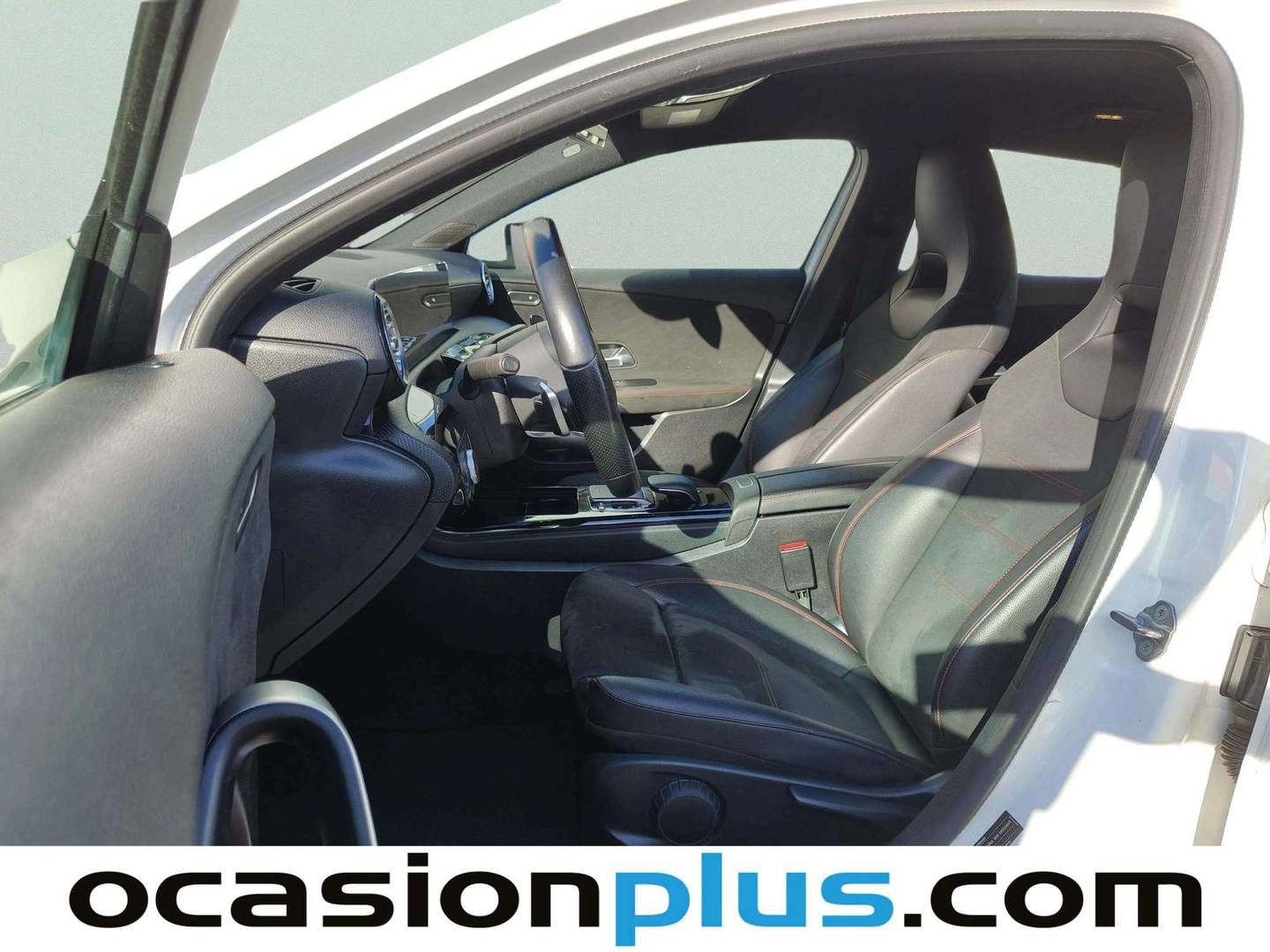 Foto asientos delanteros Mercedes Clase A Mercedes Clase A 180 d (116 CV) Pack AMG