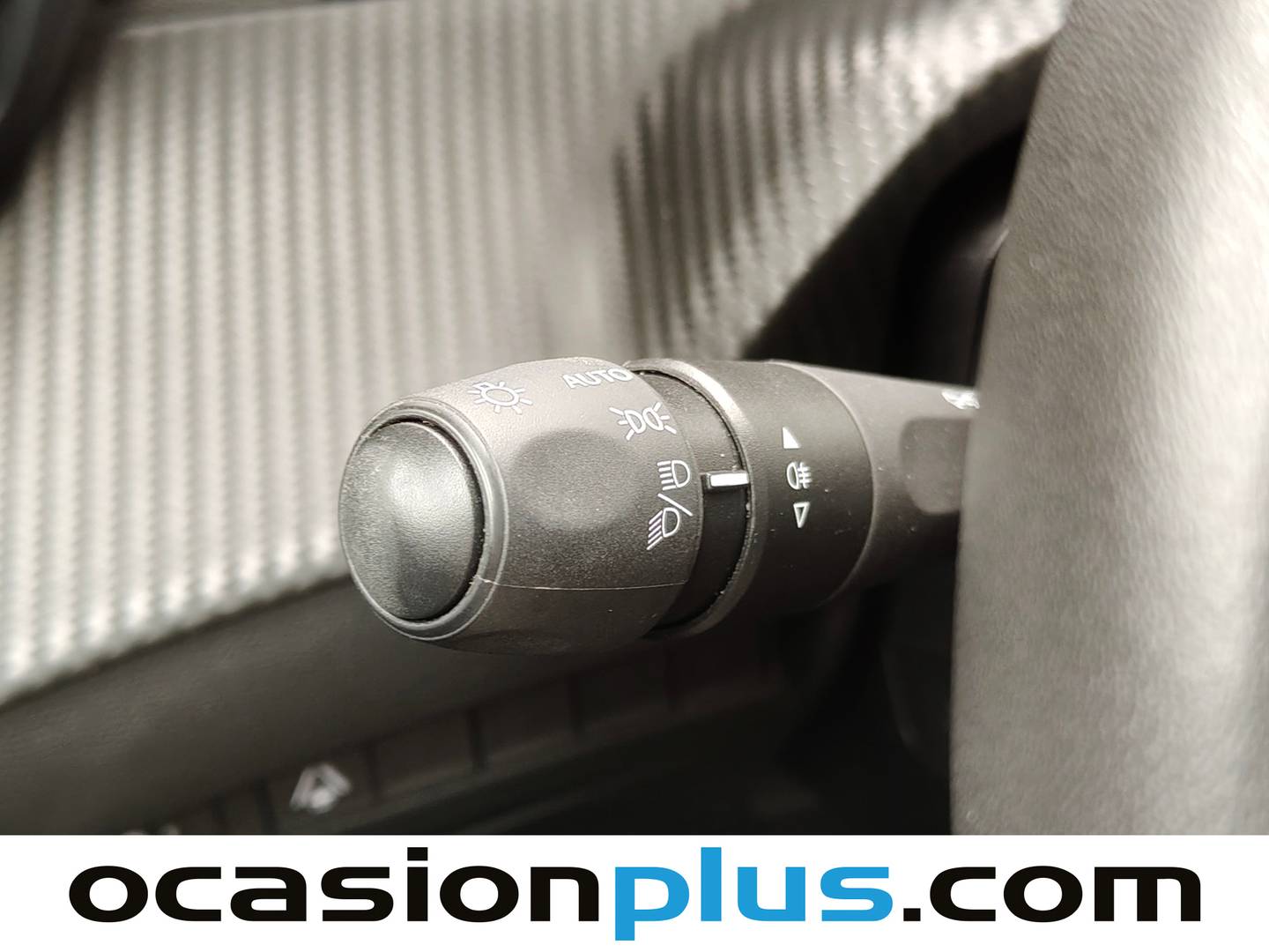 Peugeot 2008 Peugeot 2008 Allure Hybrid eDCS6 (145 CV) seminuevo