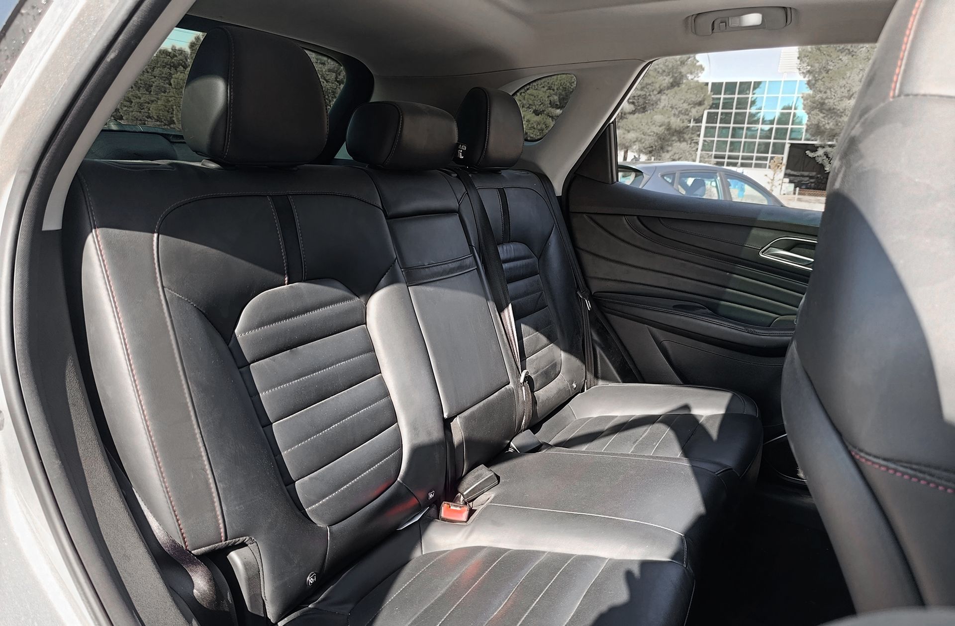 MG EHS 1.5 T-GDi PHEV Luxury - foto 21