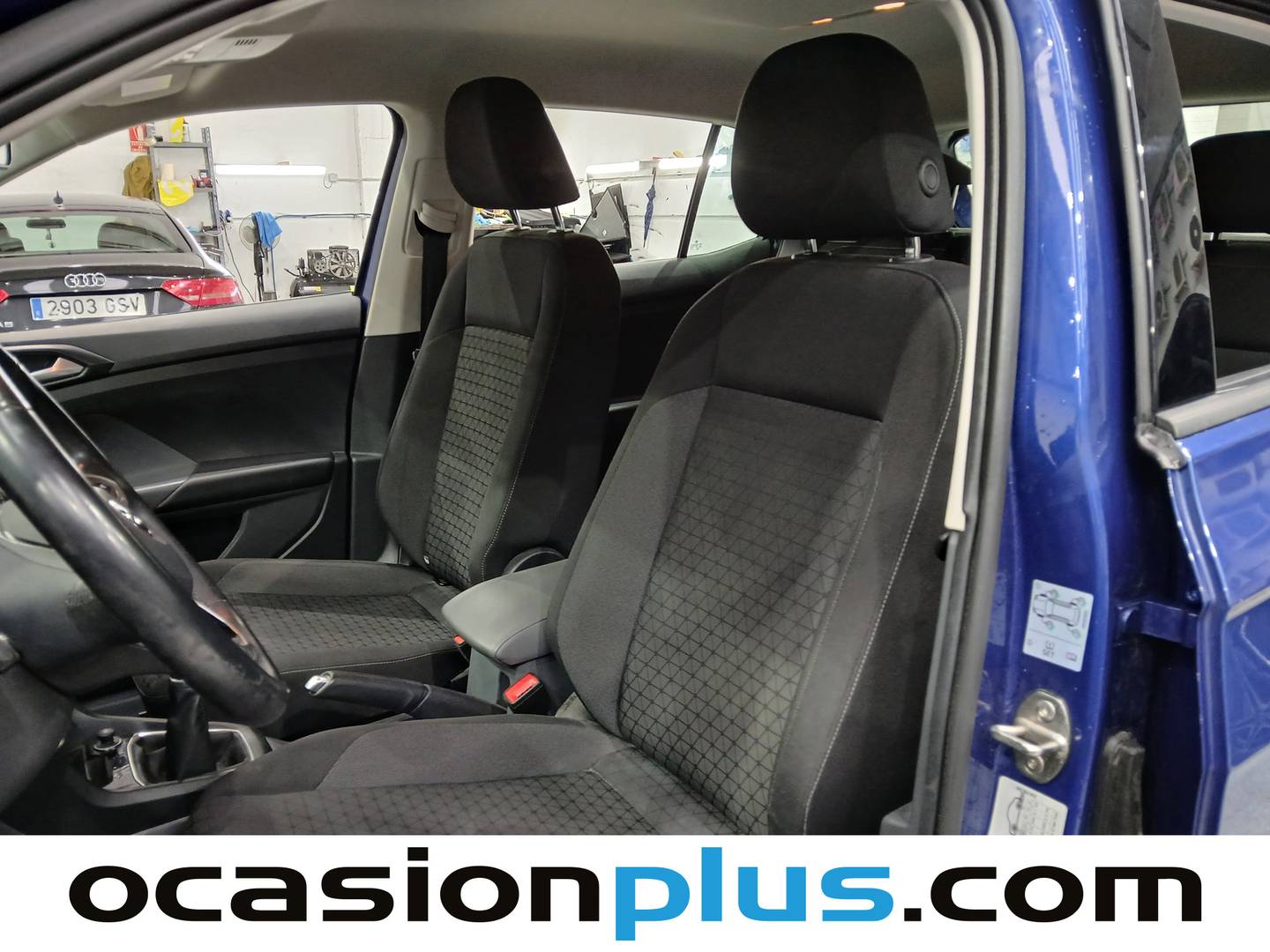 Foto Volkswagen T-Cross Volkswagen T-Cross Advance 1.0 TSI (95 CV)