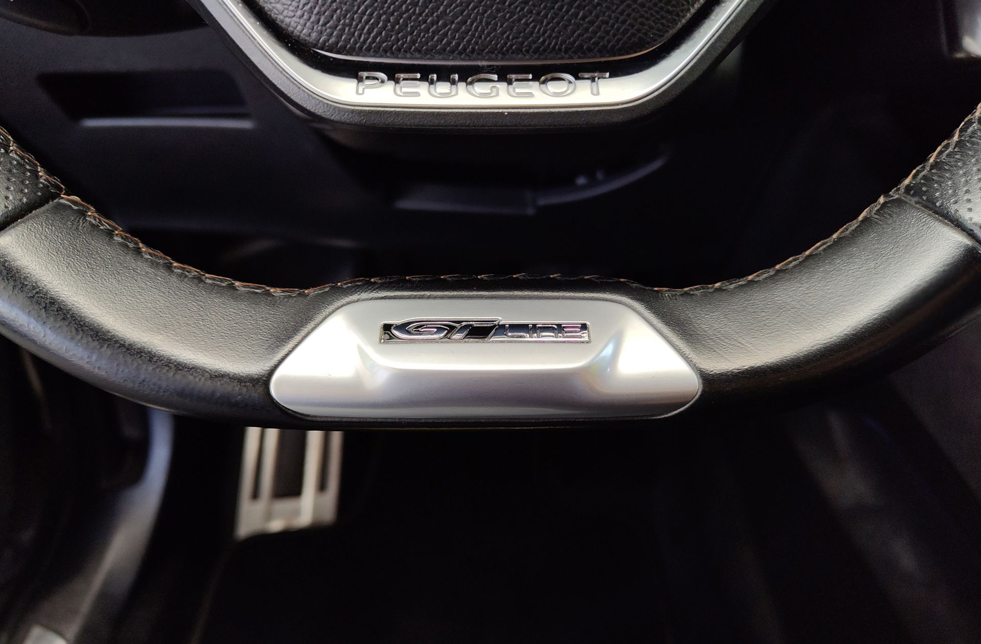 Peugeot 5008 1.6L THP GT Line EAT6 7 plazas - foto 37