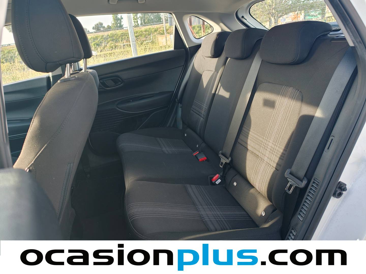 Foto asientos traseros Hyundai i20 Hyundai i20 1.0 TGDI 48V Essence (100 CV)