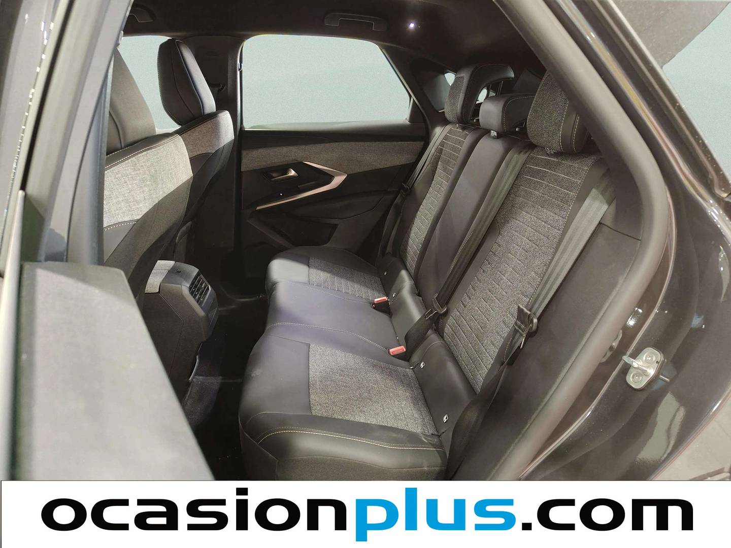 Foto asientos traseros Peugeot 3008 Hybrid Peugeot 3008 Hybrid 145 Allure eDCS6 (145 CV)