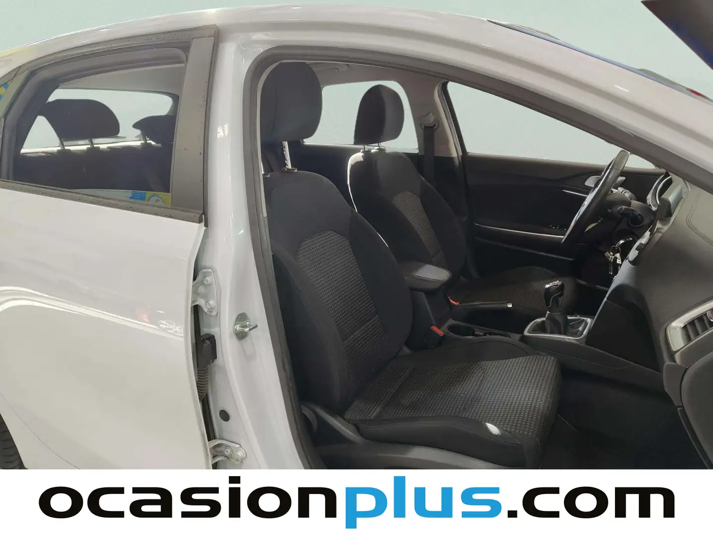 Foto KIA Ceed Kia Ceed 1.6 MHEV iMT Concept (136 CV)