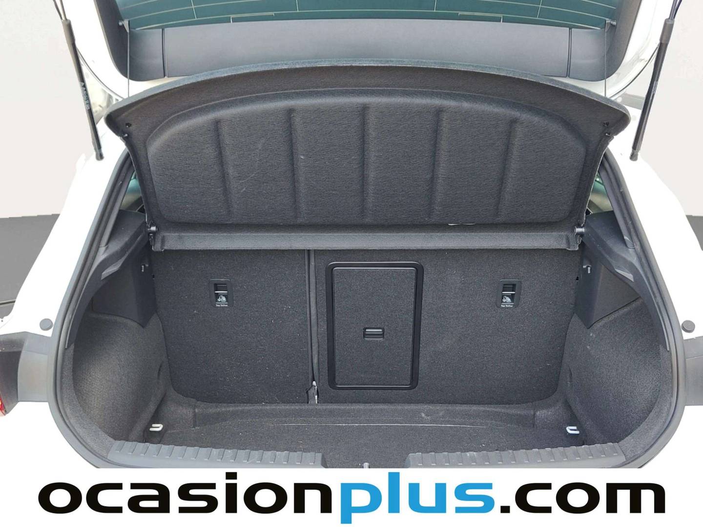 Fotos maletero Seat León Seat León León 1.5 TSI S&S FR Special Edition (150 CV)