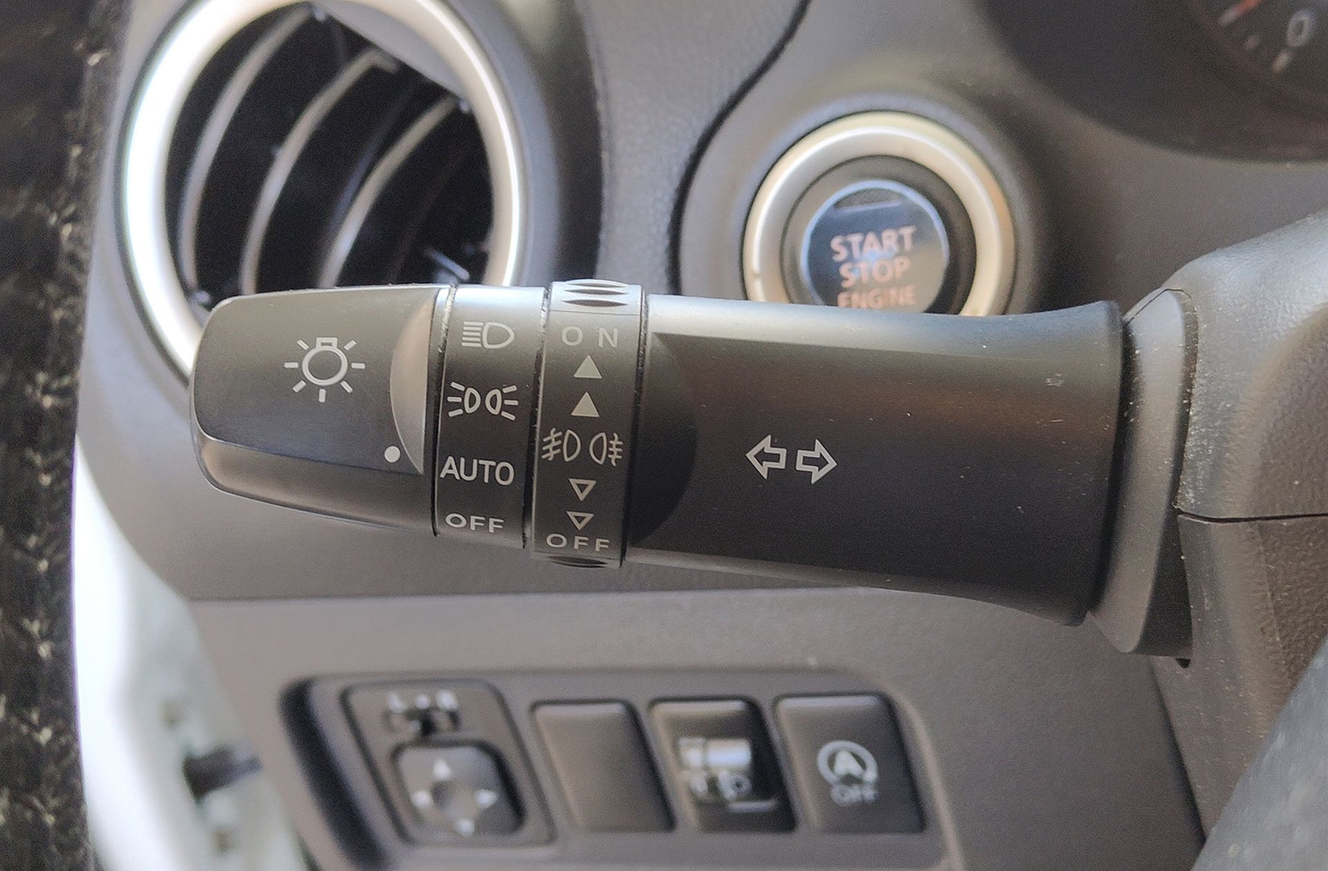 Mitsubishi Space Star 120 MPI Motion - foto 19