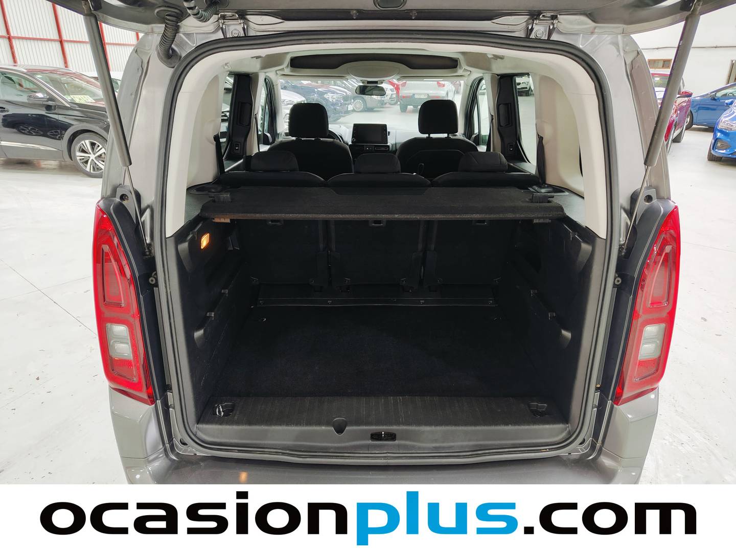 Fotos maletero Opel Combo Life Opel Combo Life 1.5 TD S&S Innovation L (131 CV)