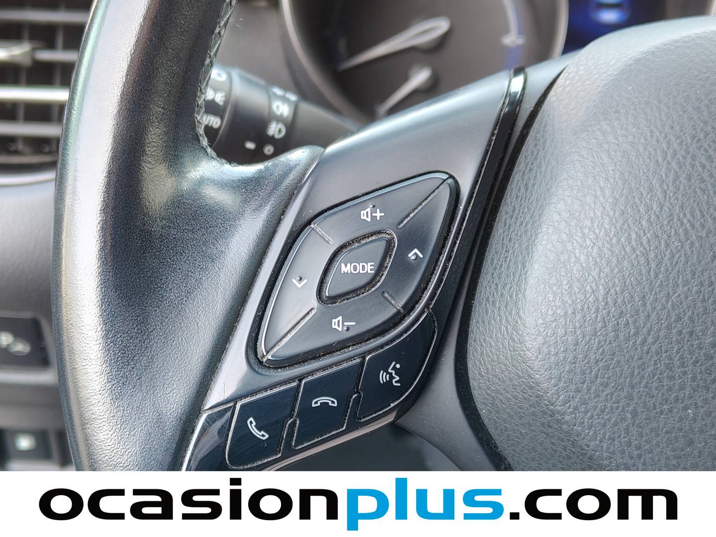 Toyota C-HR Toyota C-HR 1.8 125H Advance (122 CV) 122cv