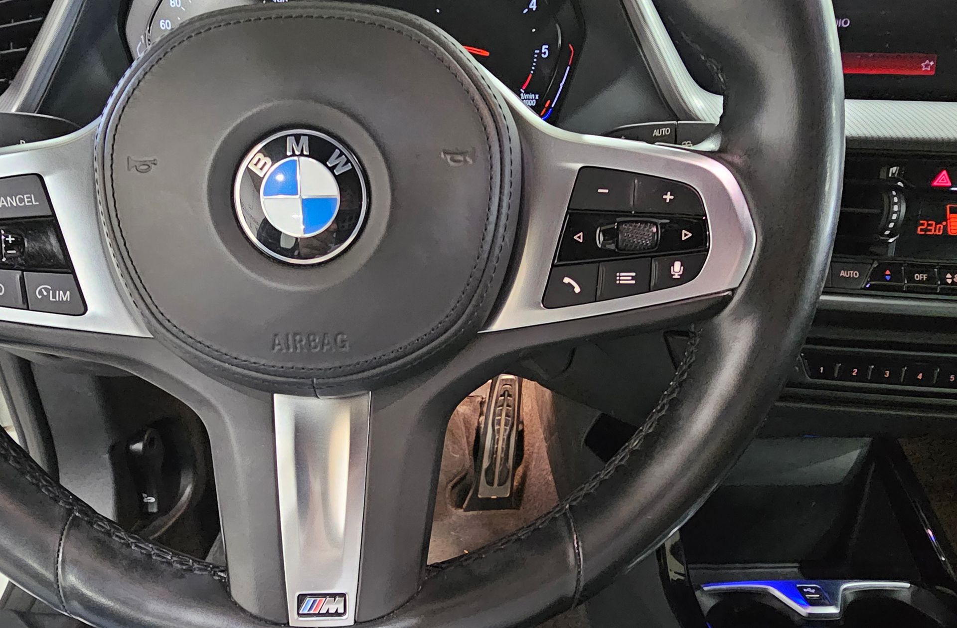 BMW Serie 1 118d Pack M - foto 30