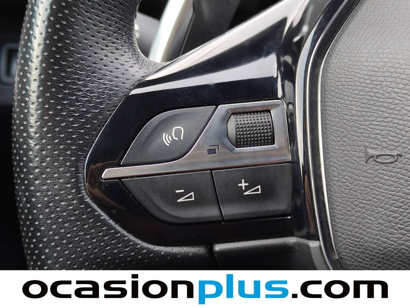 Foto Peugeot 3008 Peugeot 3008 PureTech 130 S&S GT EAT8  (130 CV)