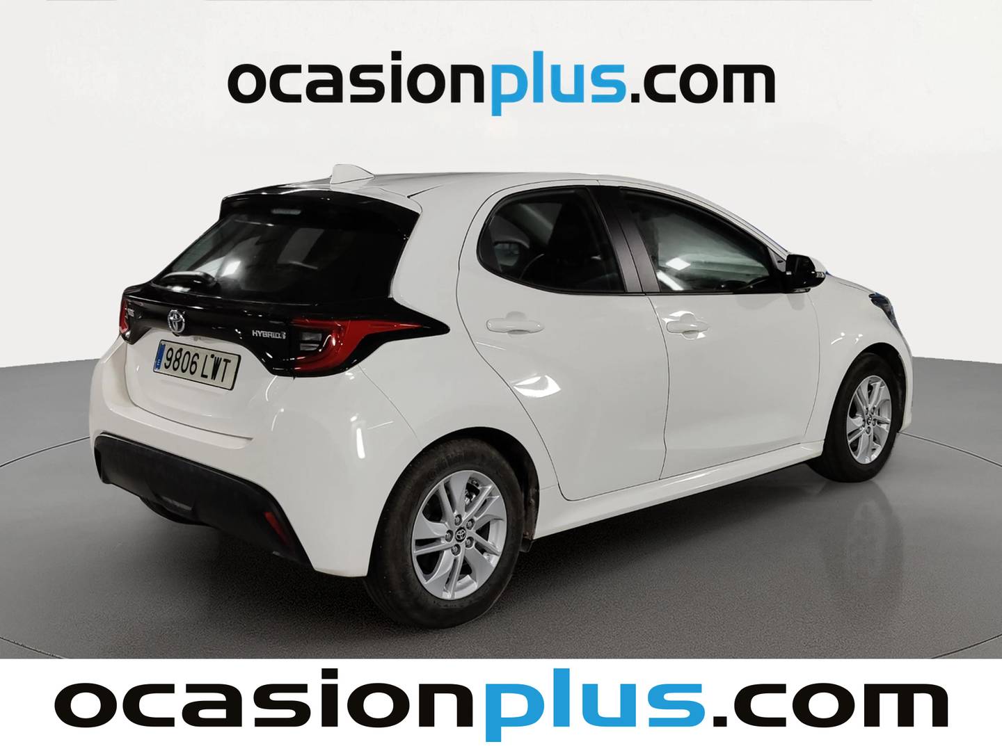 Foto trasera Toyota Yaris Toyota Yaris 120H Active Tech (116 CV) derecha