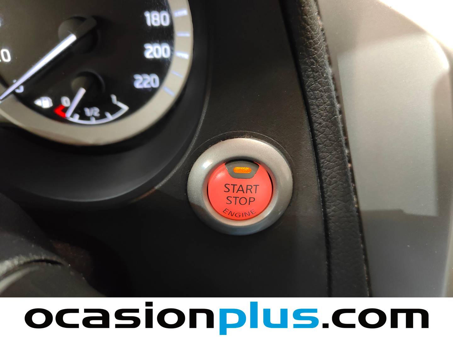 Extras del Nissan Navara Nissan Navara PickUp 2.3 dCi Doble Cabina Acenta (160 CV)