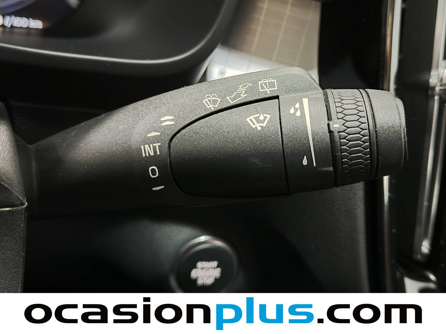 Volvo XC40 Volvo XC40 B4 G Momentum Pro AWD Auto (197 CV) al mejor precio