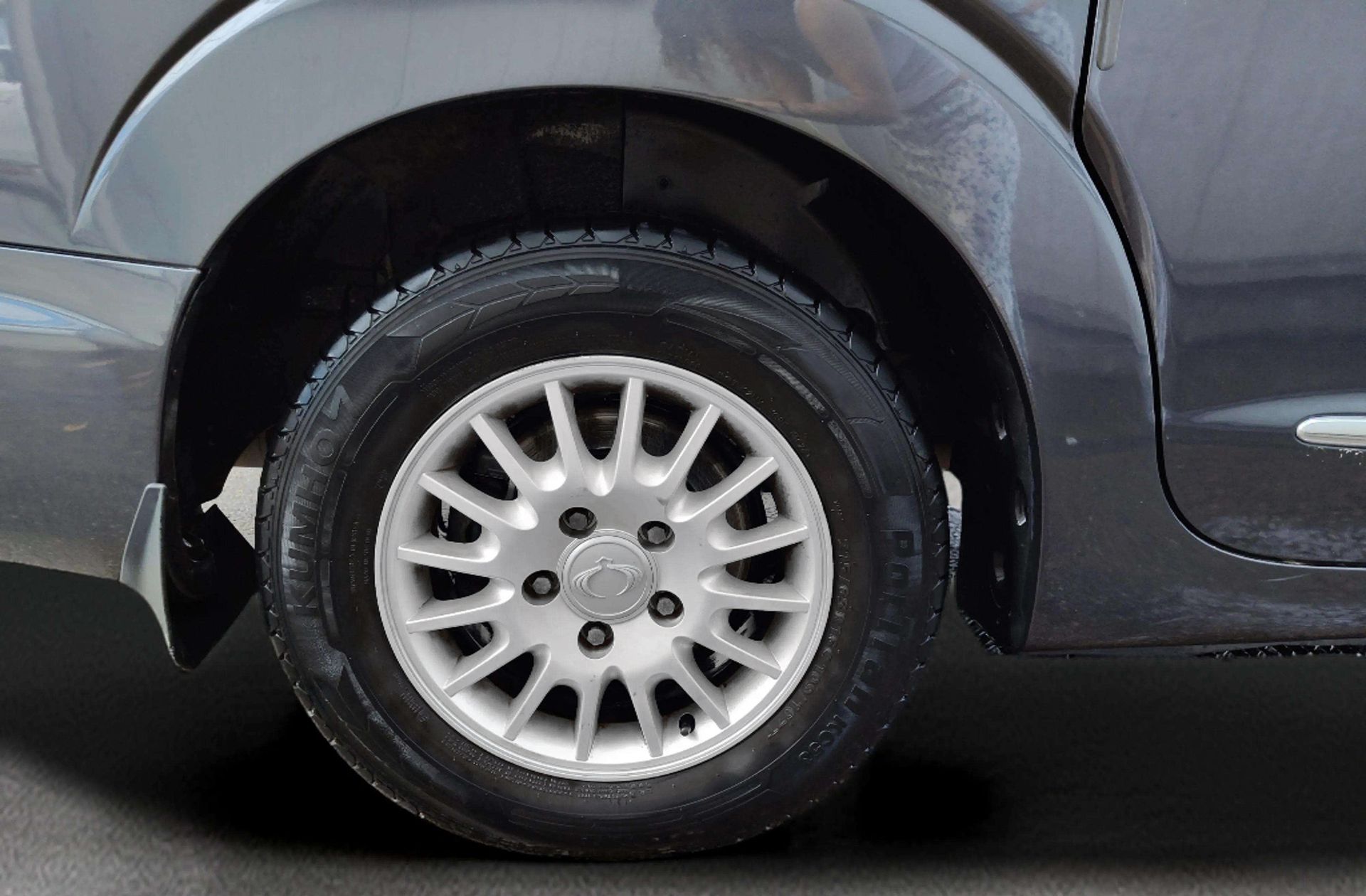 SsangYong Rodius 270 Xdi Limited 7 plazas - foto 31