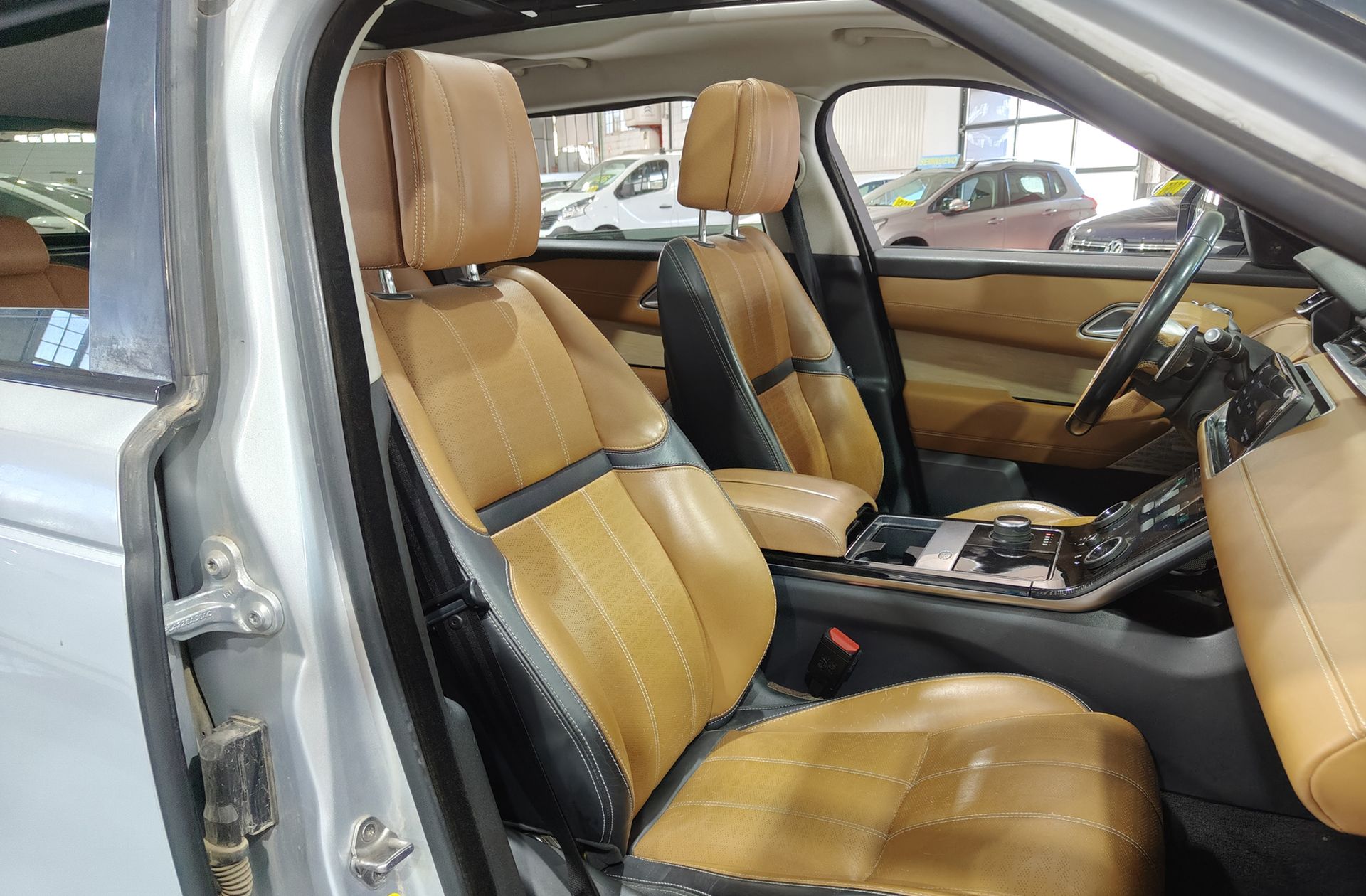 Land Rover Range Rover Velar D240 SE 4WD - foto 22