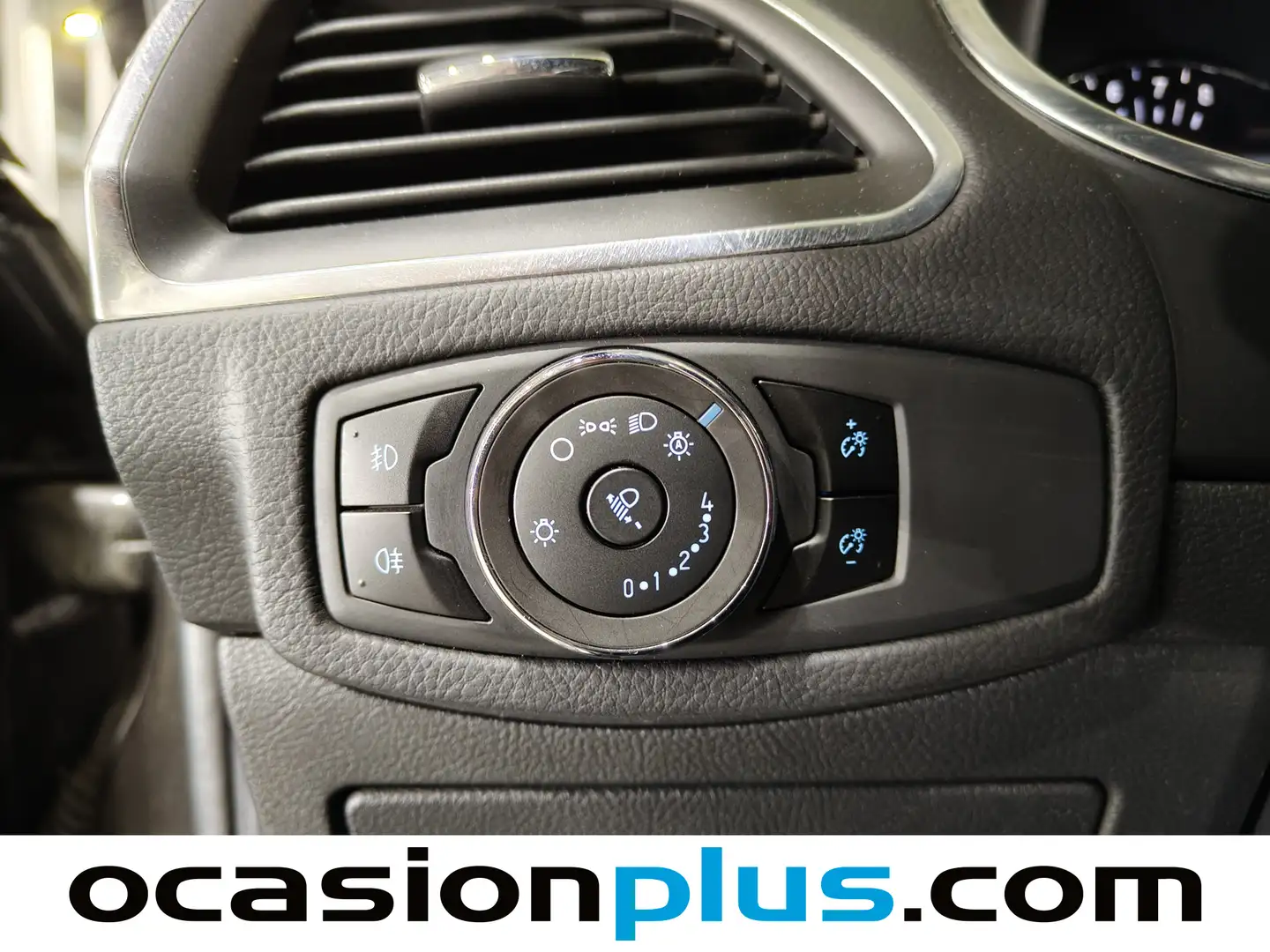 Foto Ford S-MAX Ford S-Max 2.5 Duratec FHEV ST-Line Auto (190 CV) 7 Plazas