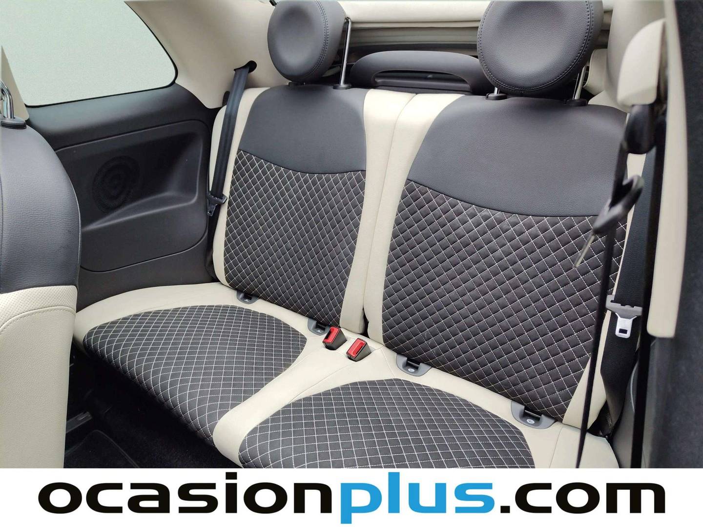 Foto asientos traseros Fiat 500C Fiat 500C 1.0 Hybrid Dolcevita (70 CV)