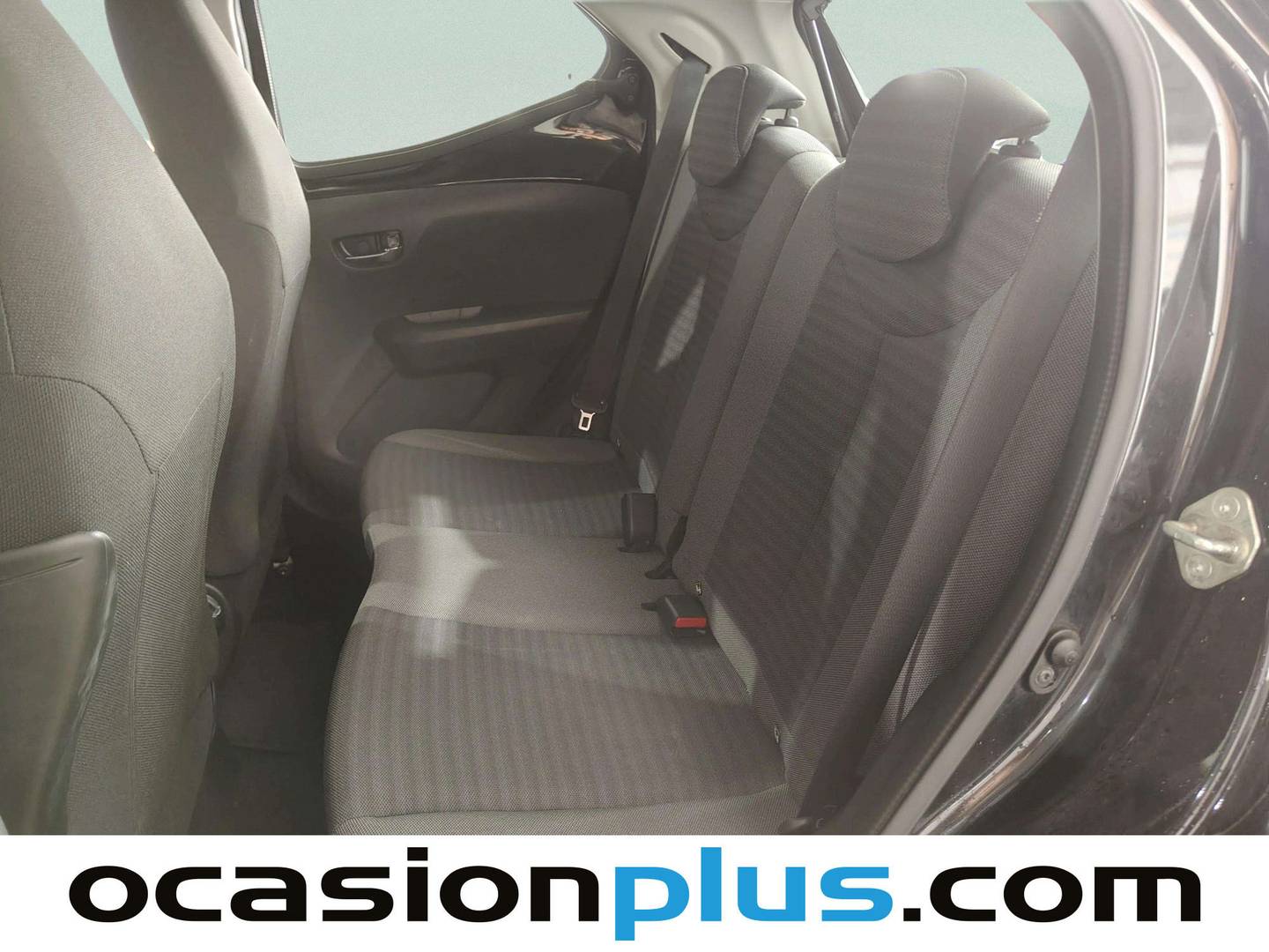 Foto asientos traseros Toyota Aygo Toyota Aygo 1.0 70 x-play (72 CV)
