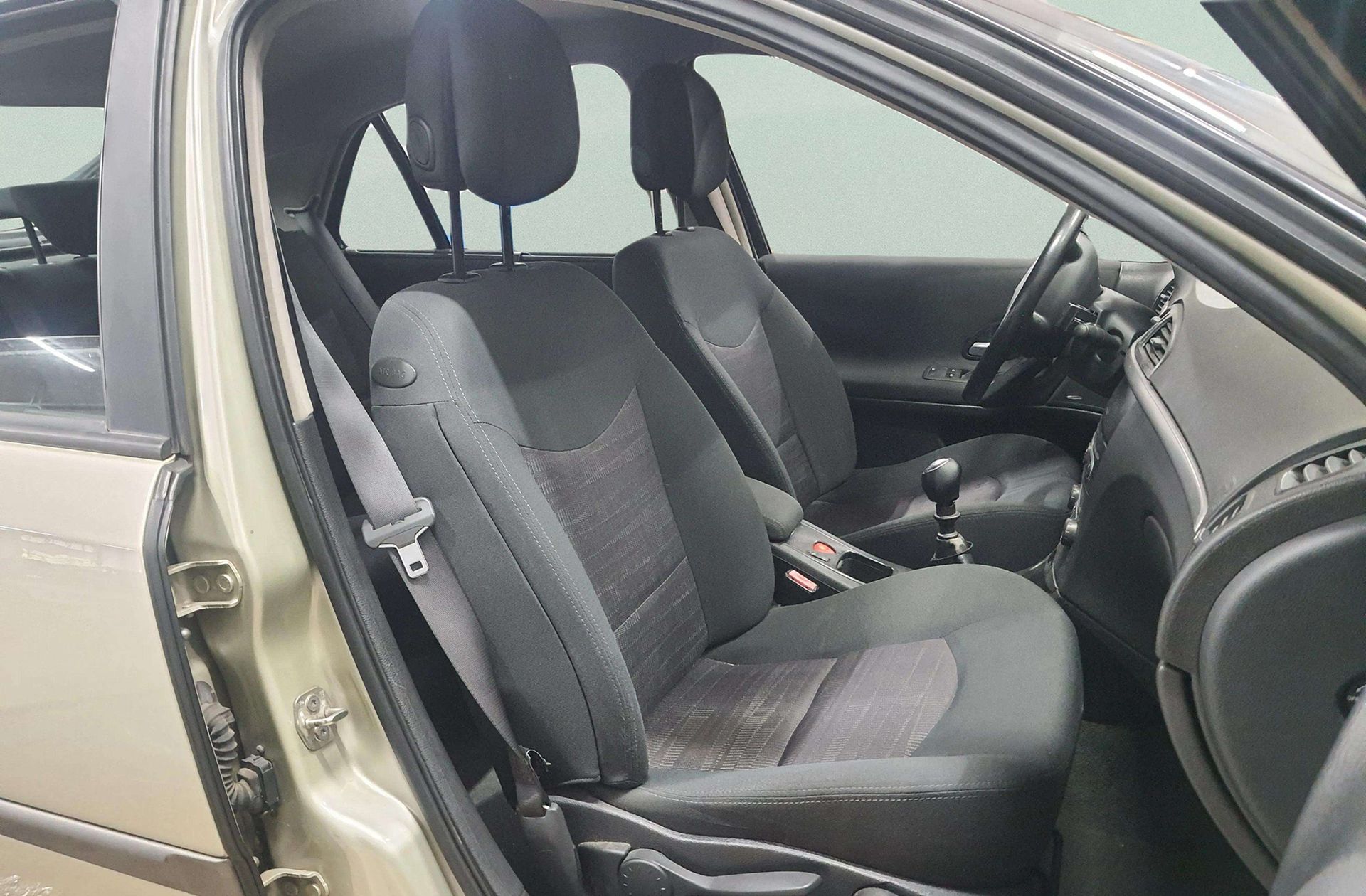 Renault Laguna 1.9 dCi Expression - foto 14