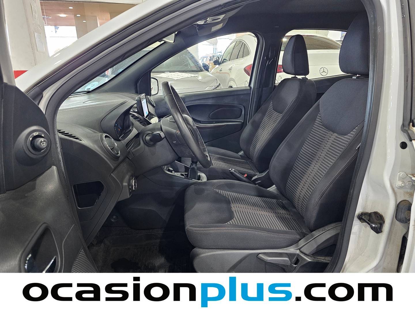 Foto asientos delanteros Ford Ka+ Ford Ka+ 1.2 Ti-VCT Active (85 CV)