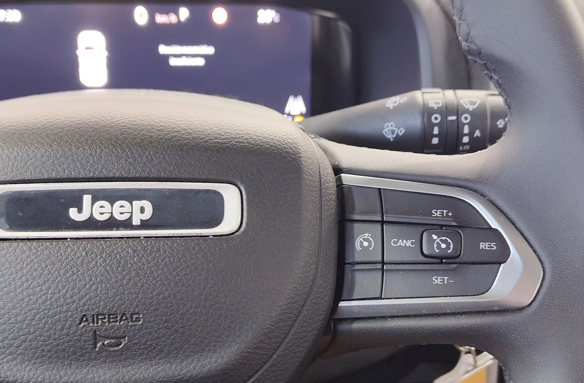 Jeep Renegade eHybrid 1.5 Limited ATX - foto 26