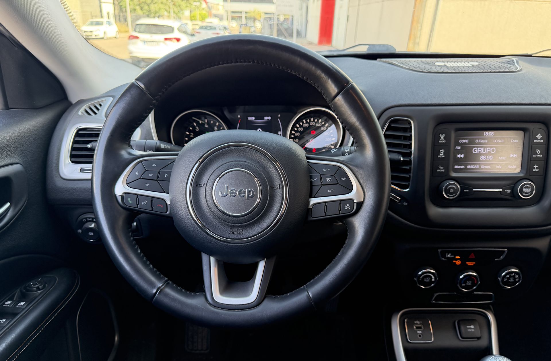 Jeep Compass 1.4 MultiAir Sport 4x2 - foto 18