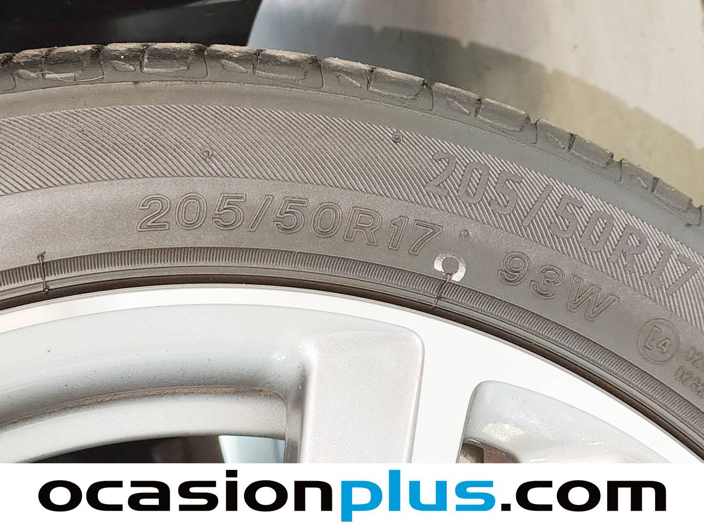 Foto Peugeot 2008 Peugeot 2008 BlueHDi 100 S&S Allure (100 CV)